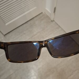 Stylish Tortoiseshell Sunglasses